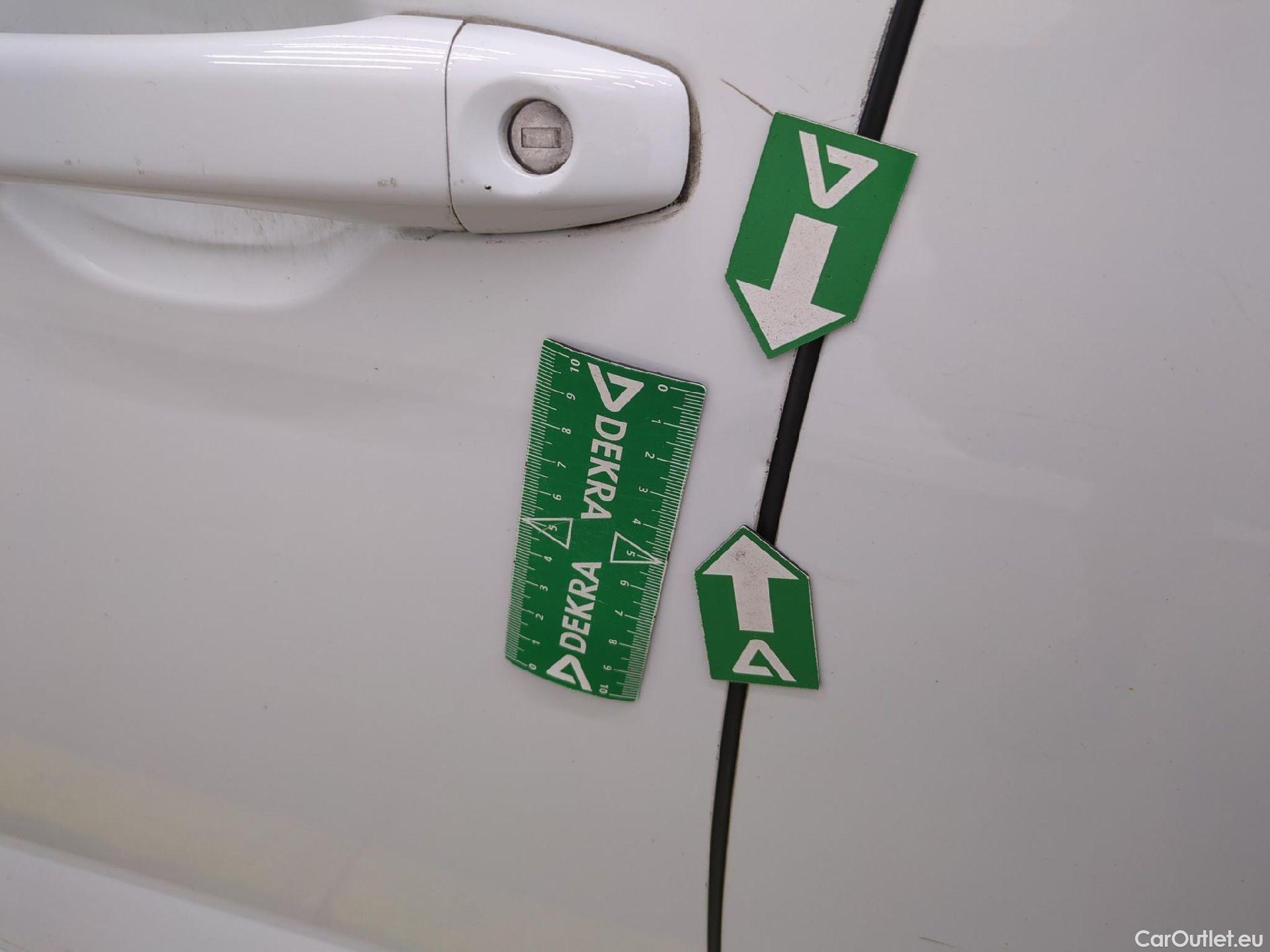  Renault  Megane  IV Berline 5pt. Société Air Nav 1.5 dCi 90CV BVM6 E6 #42