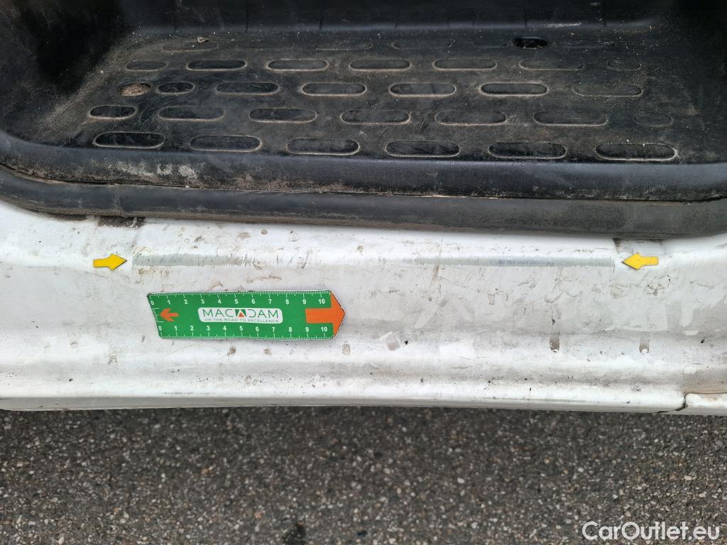  Peugeot  Boxer  Fourgon Surélevé 333 L2H2 Premium BlueHDi 140 Stop&Start 140CV BVM6 #68