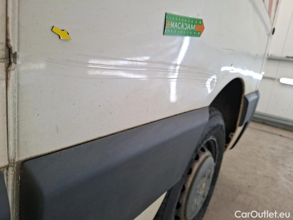  Renault  Master RENAULT  VU 4p Fourgon CA GC F3500 L2H2 Energy dCi 12 #2