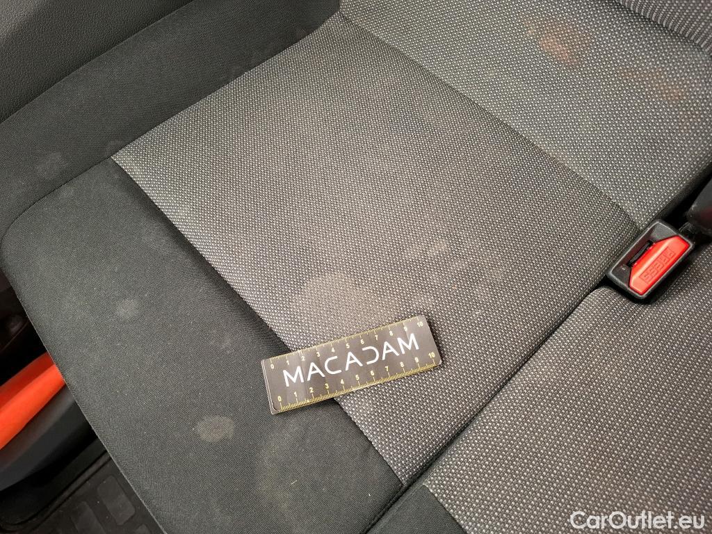  Peugeot  Expert  Fourgon Asphalt Standard 2.0 HDi 145CV BVM6 E6d #48
