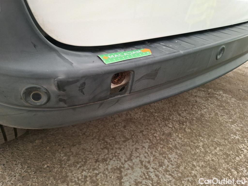  Renault  Kangoo  II Express Extra (Série Spéciale) 1.5 dCi 95CV BVM6 E6dT #35