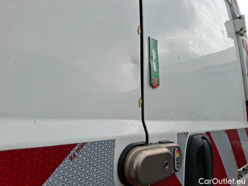  Peugeot  Boxer  Fourgon Surélevé 333 L2H2 Premium BlueHDi 140 Stop&Start 140CV BVM6 #25