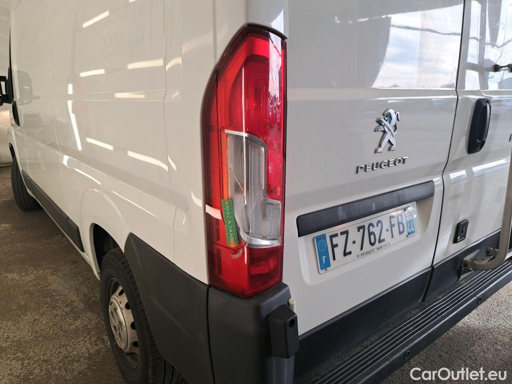  Peugeot  Boxer PEUGEOT  / 2014 / 4P / Fourgon tôlé BlueHDi 120 S&S ASPHALT 330 L2H2 #15