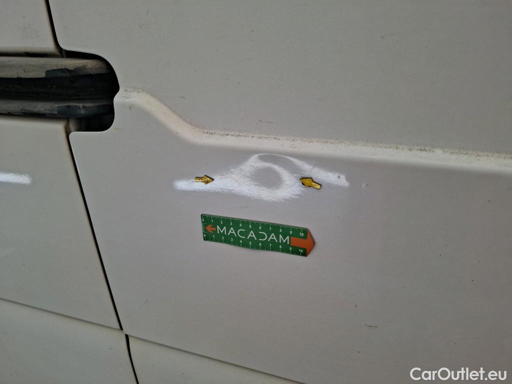  Renault  Master RENAULT  VU 4p Fourgon CA GC F3500 L2H2 Energy dCi 12 #21