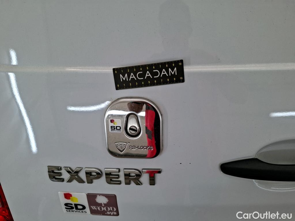  Peugeot  Expert  Fourgon Asphalt Standard 2.0 HDi 145CV BVM6 E6d #29