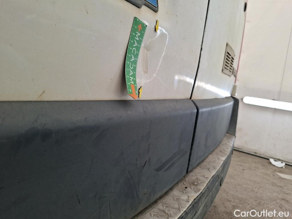  Renault  Master RENAULT  VU 4p Fourgon CA GC F3500 L2H2 Energy dCi 12 #36
