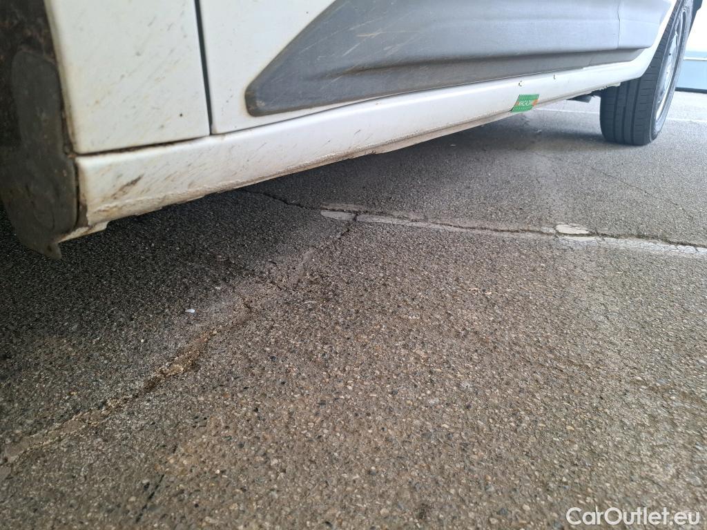  Renault  Kangoo RENAULT  / 2021 / 4P / Fourgonnette GD CONFORT - BLUE DCI 95 #10