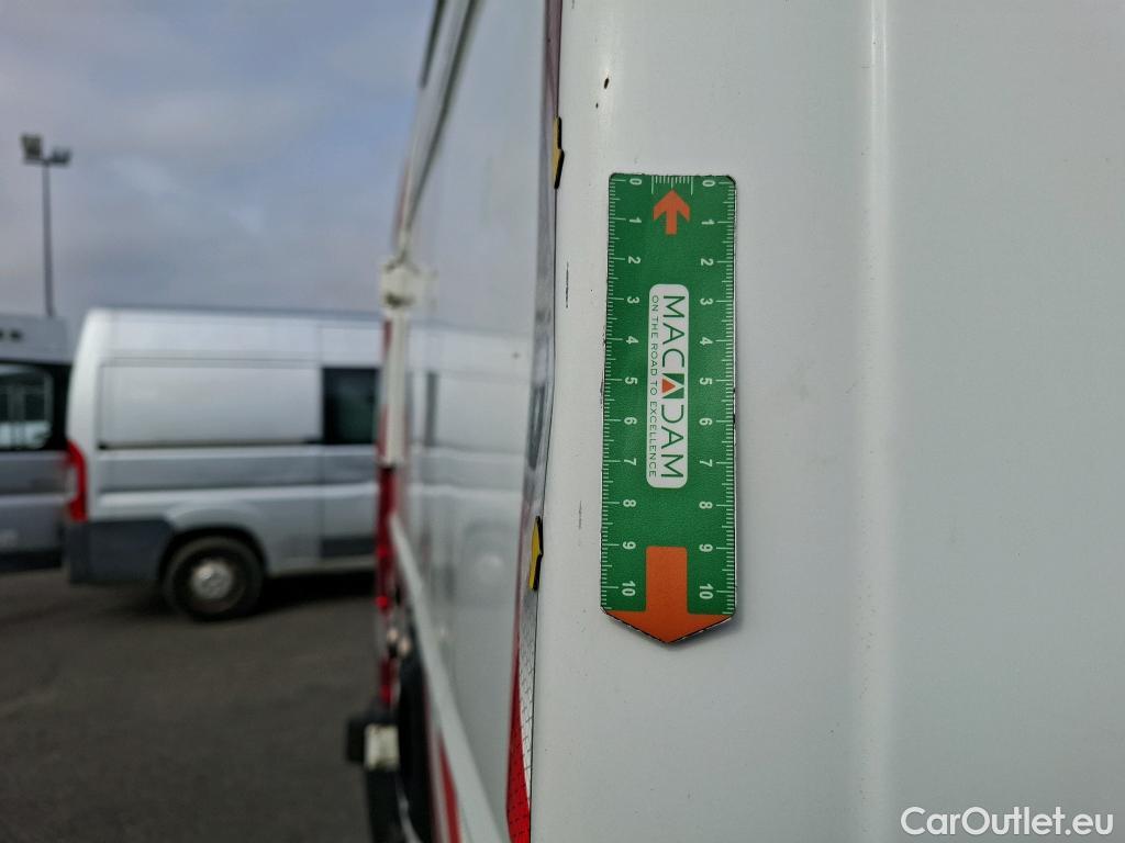  Peugeot  Boxer  Fourgon Surélevé 333 L2H2 Premium BlueHDi 140 Stop&Start 140CV BVM6 #42