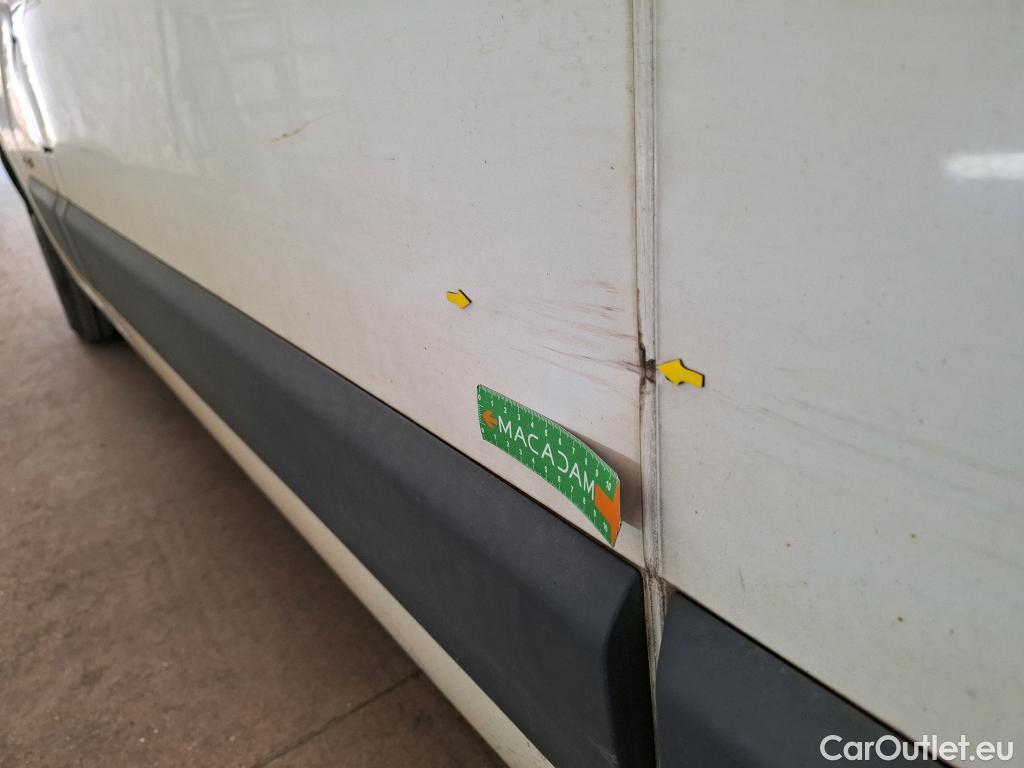  Renault  Master RENAULT  VU 4p Fourgon CA GC F3500 L2H2 Energy dCi 12 #14