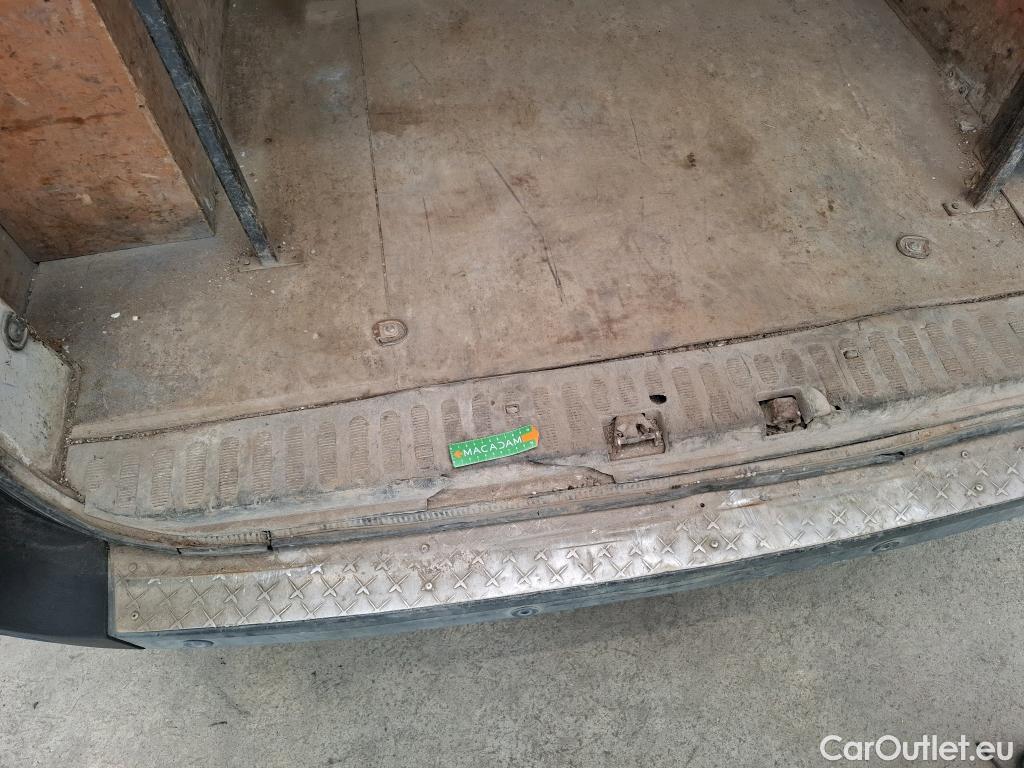  Renault  Master RENAULT  VU 4p Fourgon CA GC F3500 L2H2 Energy dCi 12 #40