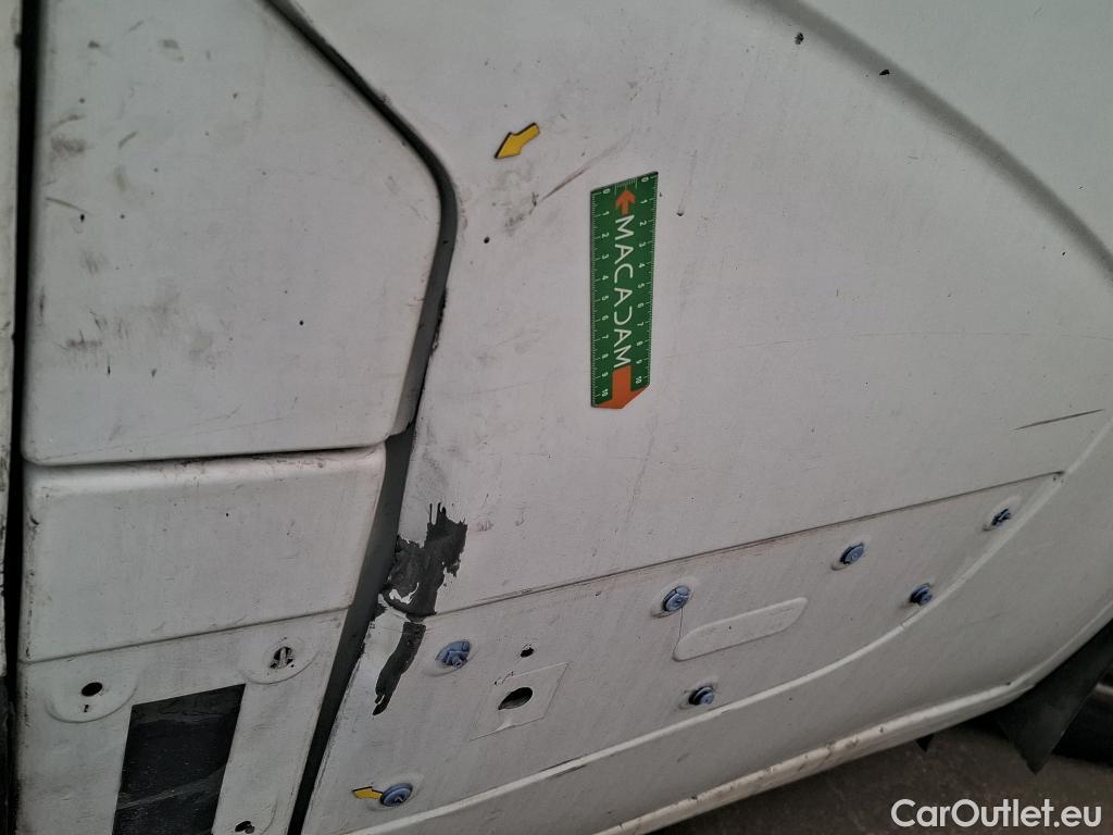  Renault  Master  III Fourgon L2H2 3 5 Grand Confort dCi 130CV BVM6 E6 #25