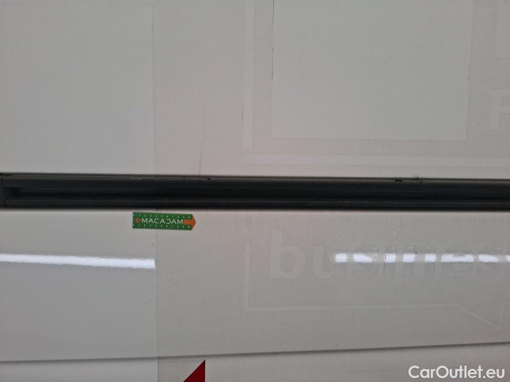  Renault  Master  III Fourgon L2H2 3 5 Grand Confort dCi 130CV BVM6 E6 #188