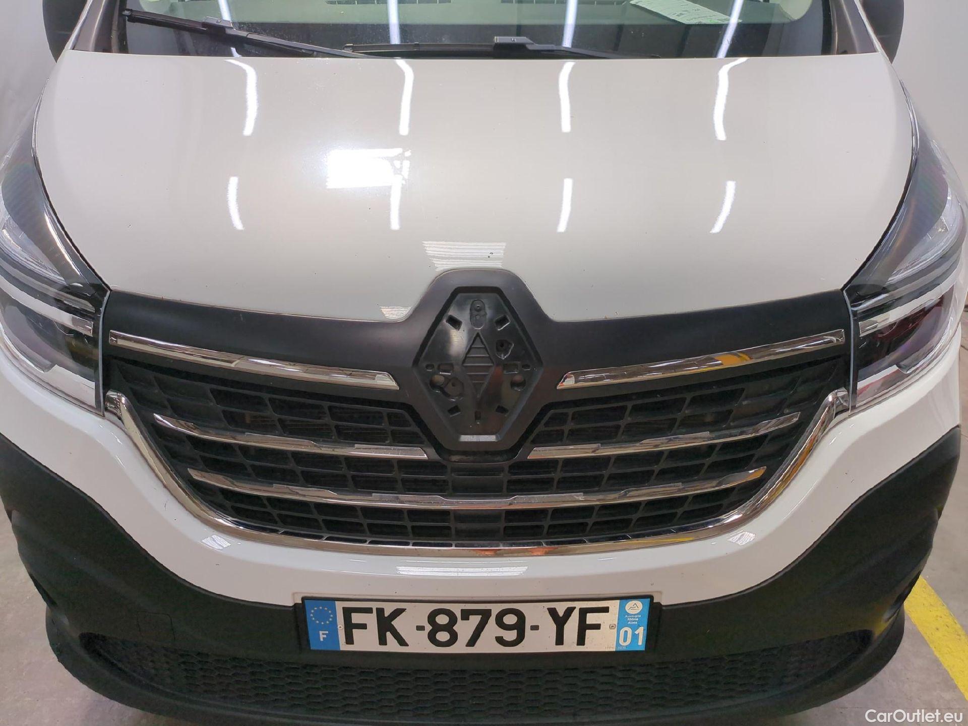  Renault  Trafic RENAULT  / 2019 / 4P / Fourgon tole FG GCF L2H1 1300 dCi 120 #57