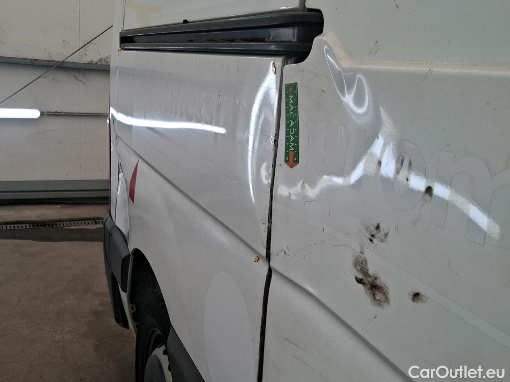  Renault  Master  III Fourgon L2H2 3 5 Grand Confort dCi 130CV BVM6 E6 #4