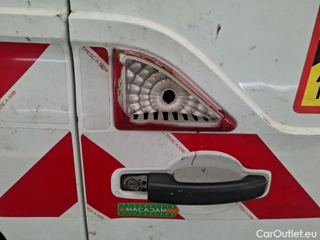  Renault  Master  III Fourgon L2H2 3 5 Grand Confort dCi 130CV BVM6 E6 #146