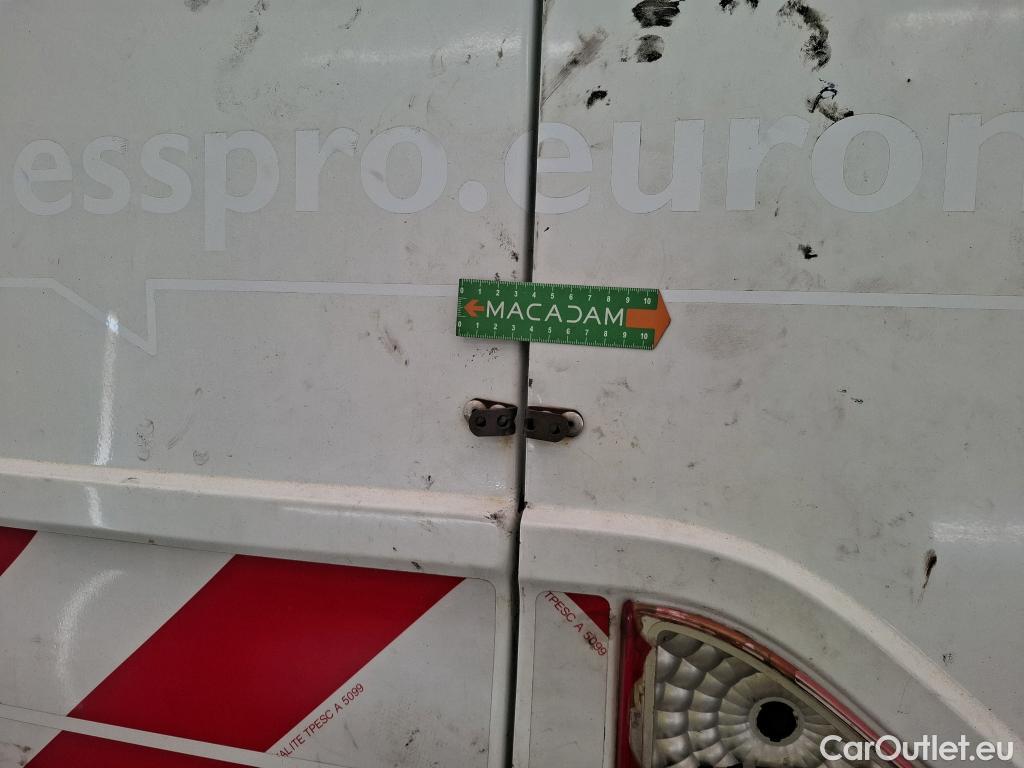  Renault  Master  III Fourgon L2H2 3 5 Grand Confort dCi 130CV BVM6 E6 #94