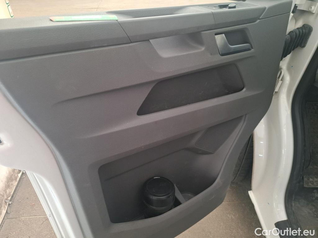  Volkswagen  Transporter VOLKSWAGEN  ProCab / 2019 / 4P / Fourgon tôlé 2.0 TDi 150 DSG7 L1H1 Business Plus #44