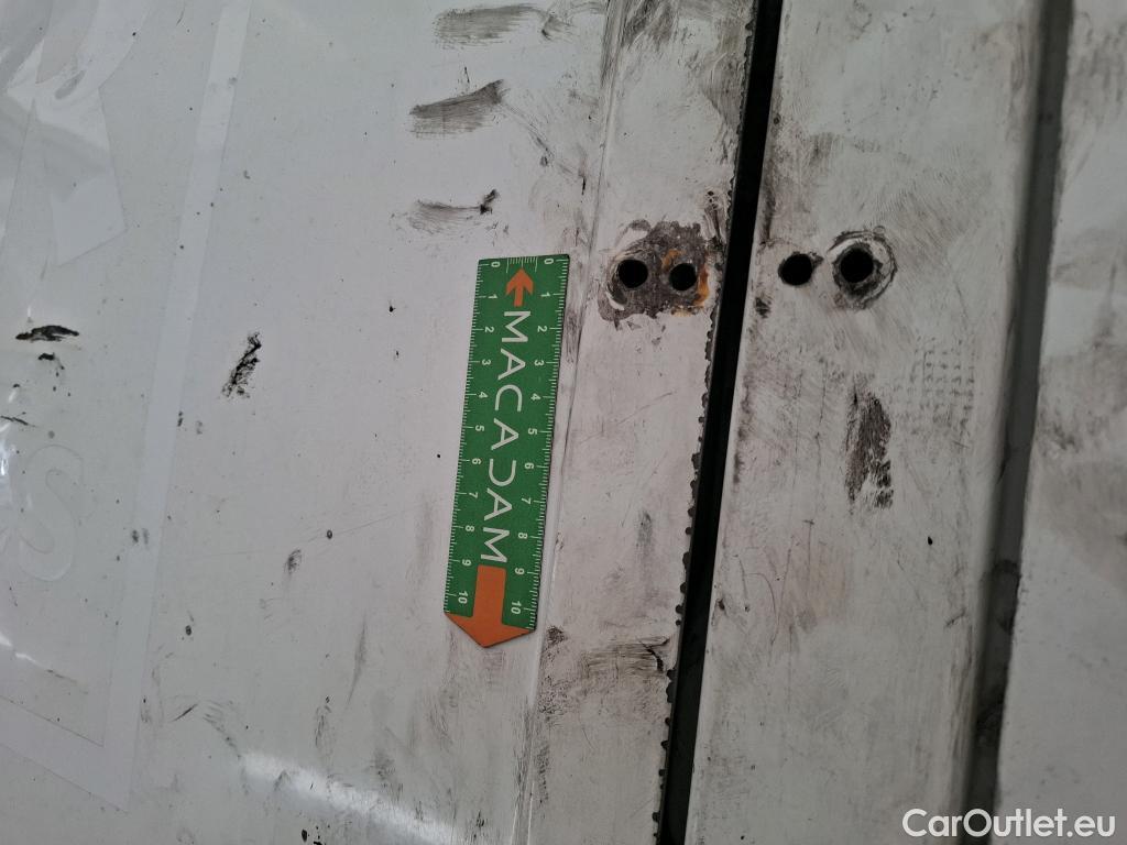  Renault  Master  III Fourgon L2H2 3 5 Grand Confort dCi 130CV BVM6 E6 #21