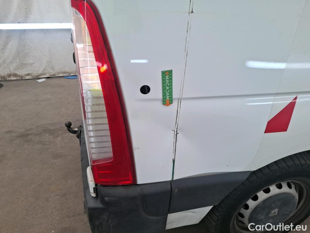  Renault  Master  III Fourgon L2H2 3 5 Grand Confort dCi 130CV BVM6 E6 #155
