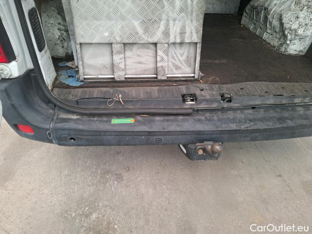  Renault  Master  III Fourgon L2H2 3 5 Grand Confort dCi 130CV BVM6 E6 #80