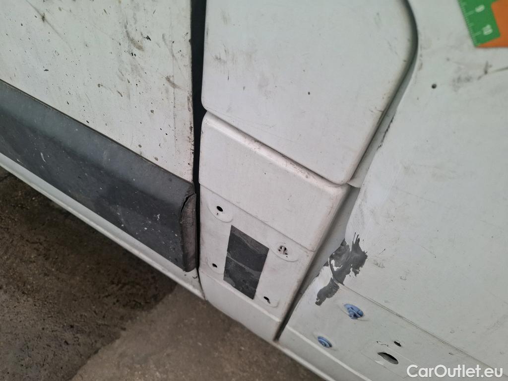 Renault  Master  III Fourgon L2H2 3 5 Grand Confort dCi 130CV BVM6 E6 #187