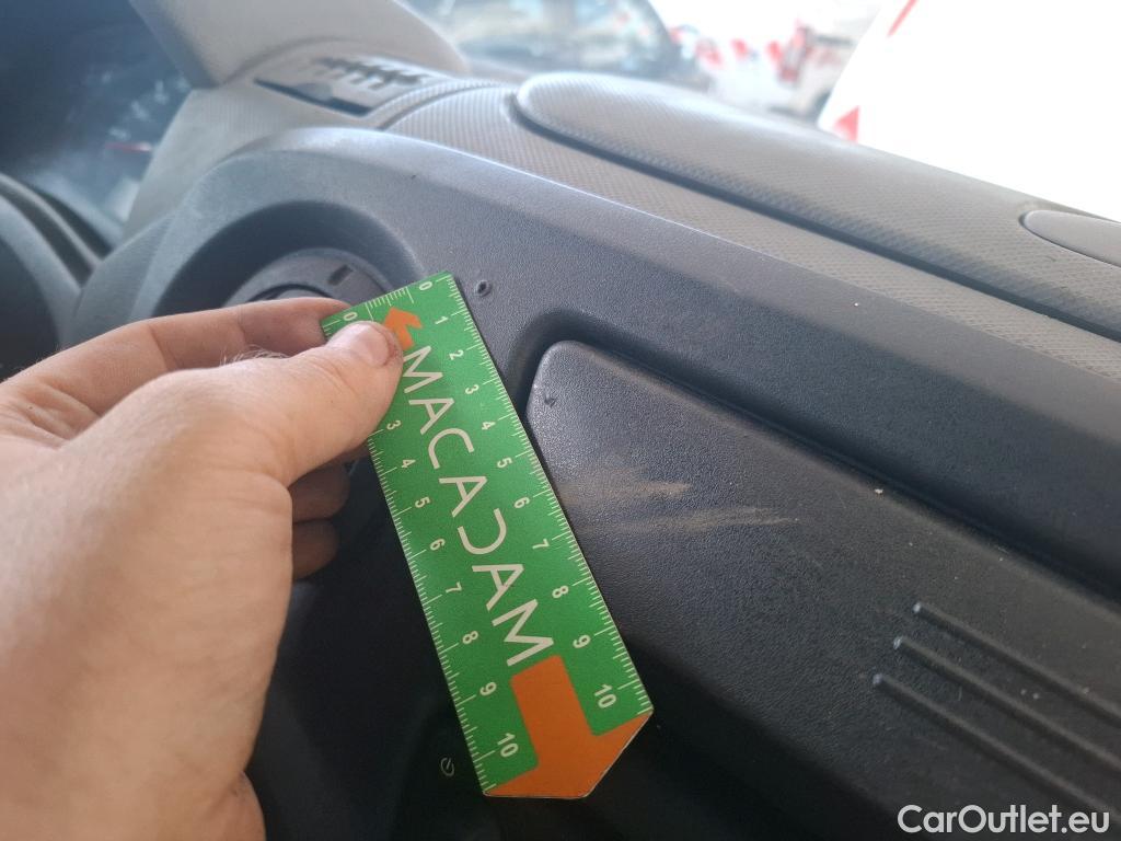  Renault  Master  III Fourgon L2H2 3 5 Grand Confort dCi 130CV BVM6 E6 #171