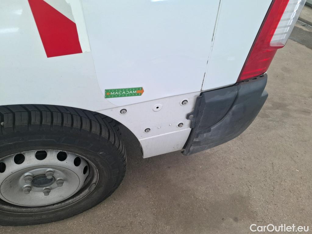  Renault  Master  III Fourgon L2H2 3 5 Grand Confort dCi 130CV BVM6 E6 #150