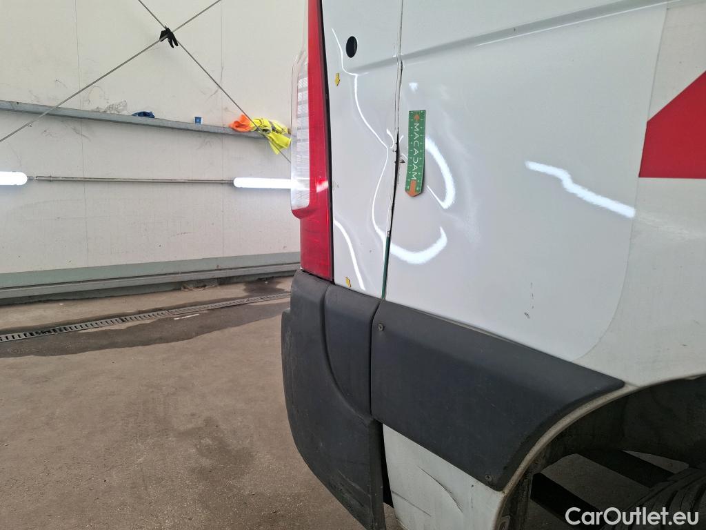  Renault  Master  III Fourgon L2H2 3 5 Grand Confort dCi 130CV BVM6 E6 #98