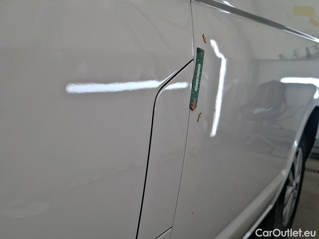  Volkswagen  Transporter VOLKSWAGEN  ProCab / 2019 / 4P / Fourgon tôlé 2.0 TDi 150 DSG7 L1H1 Business Plus #4