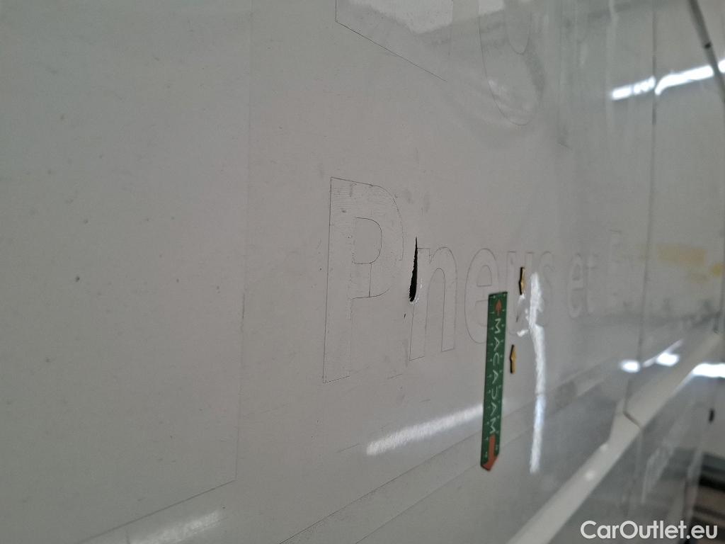  Renault  Master  III Fourgon L2H2 3 5 Grand Confort dCi 130CV BVM6 E6 #11