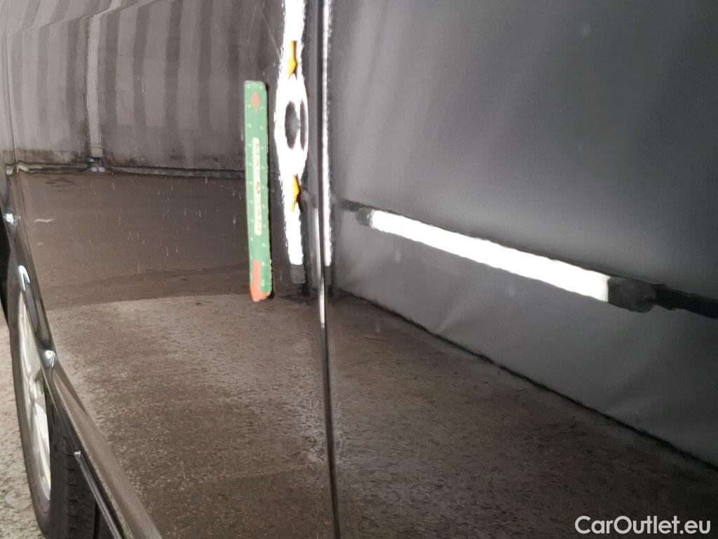  Volkswagen  Transporter VOLKSWAGEN  / 2019 / 4P / Fourgon vitré 2.0 TDi 150 L1H1 Business #9