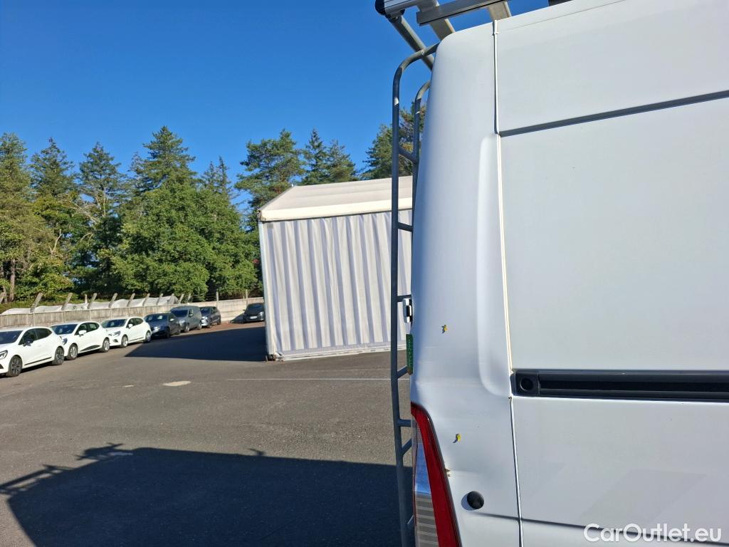  Renault  Master  III Fourgon L2H2 3 5 Grand Confort dCi 135CV BVM6 E6dT #13