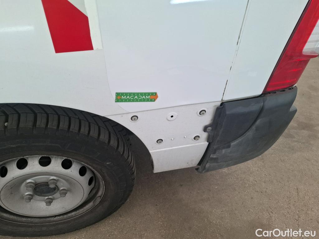  Renault  Master  III Fourgon L2H2 3 5 Grand Confort dCi 130CV BVM6 E6 #151
