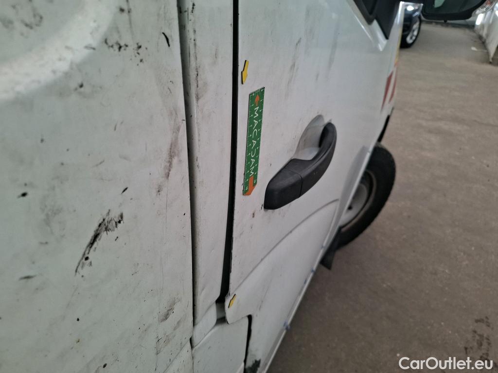  Renault  Master  III Fourgon L2H2 3 5 Grand Confort dCi 130CV BVM6 E6 #26