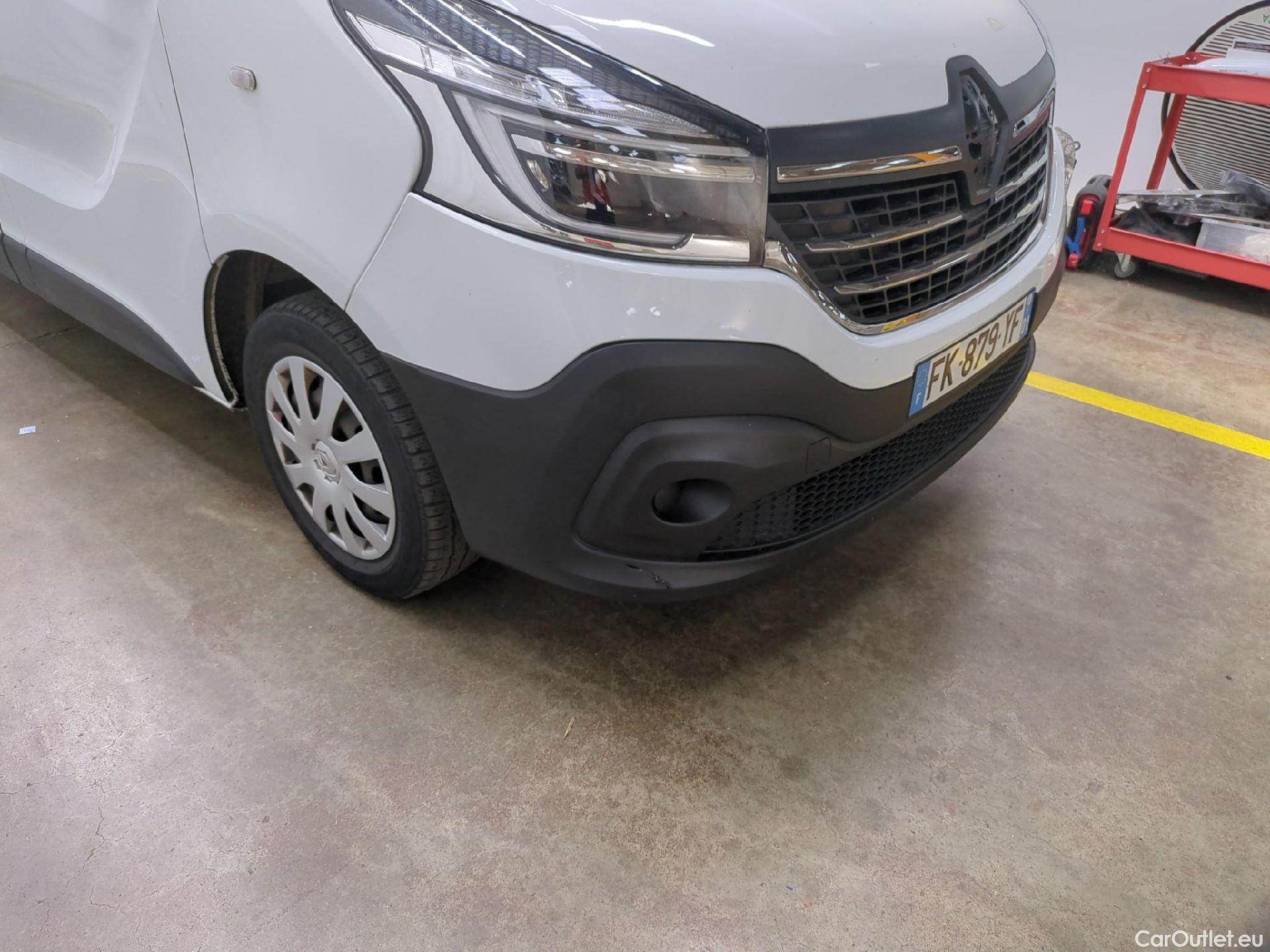  Renault  Trafic RENAULT  / 2019 / 4P / Fourgon tole FG GCF L2H1 1300 dCi 120 #4