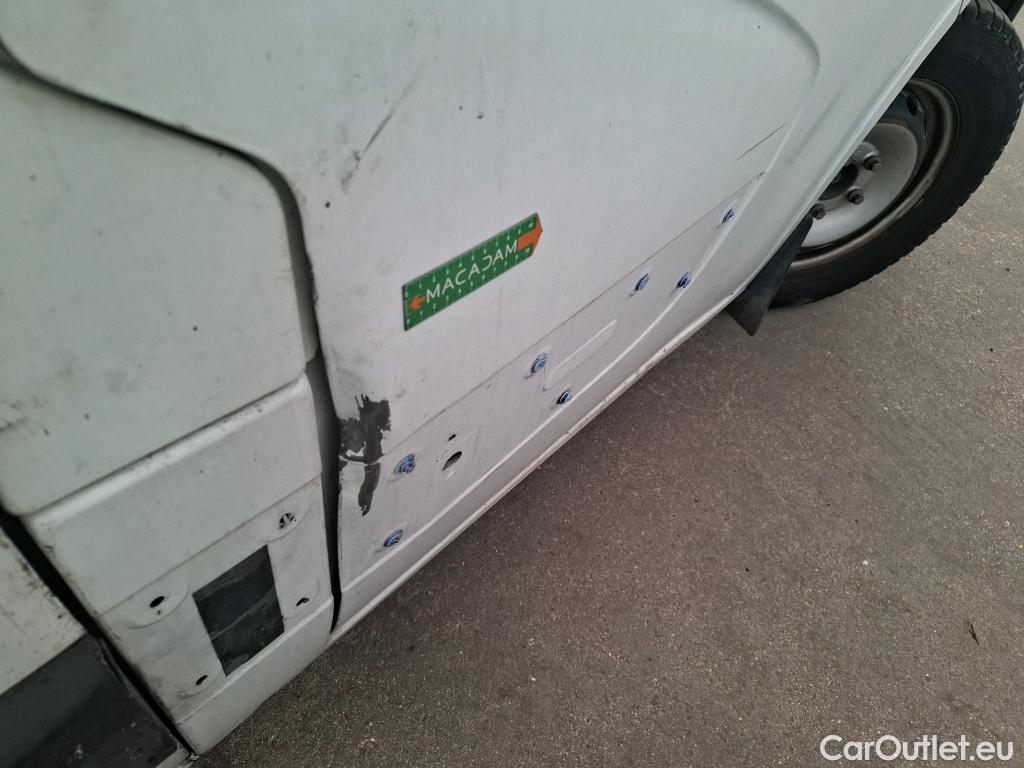  Renault  Master  III Fourgon L2H2 3 5 Grand Confort dCi 130CV BVM6 E6 #149