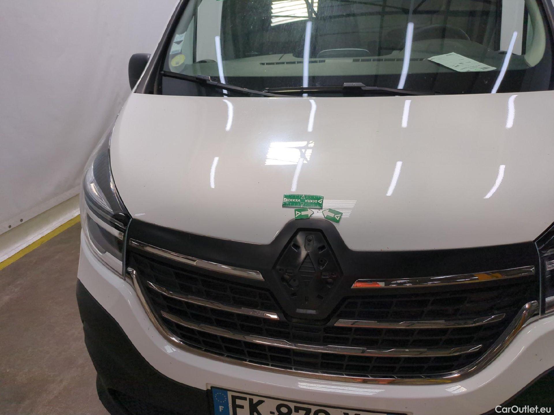  Renault  Trafic RENAULT  / 2019 / 4P / Fourgon tole FG GCF L2H1 1300 dCi 120 #59