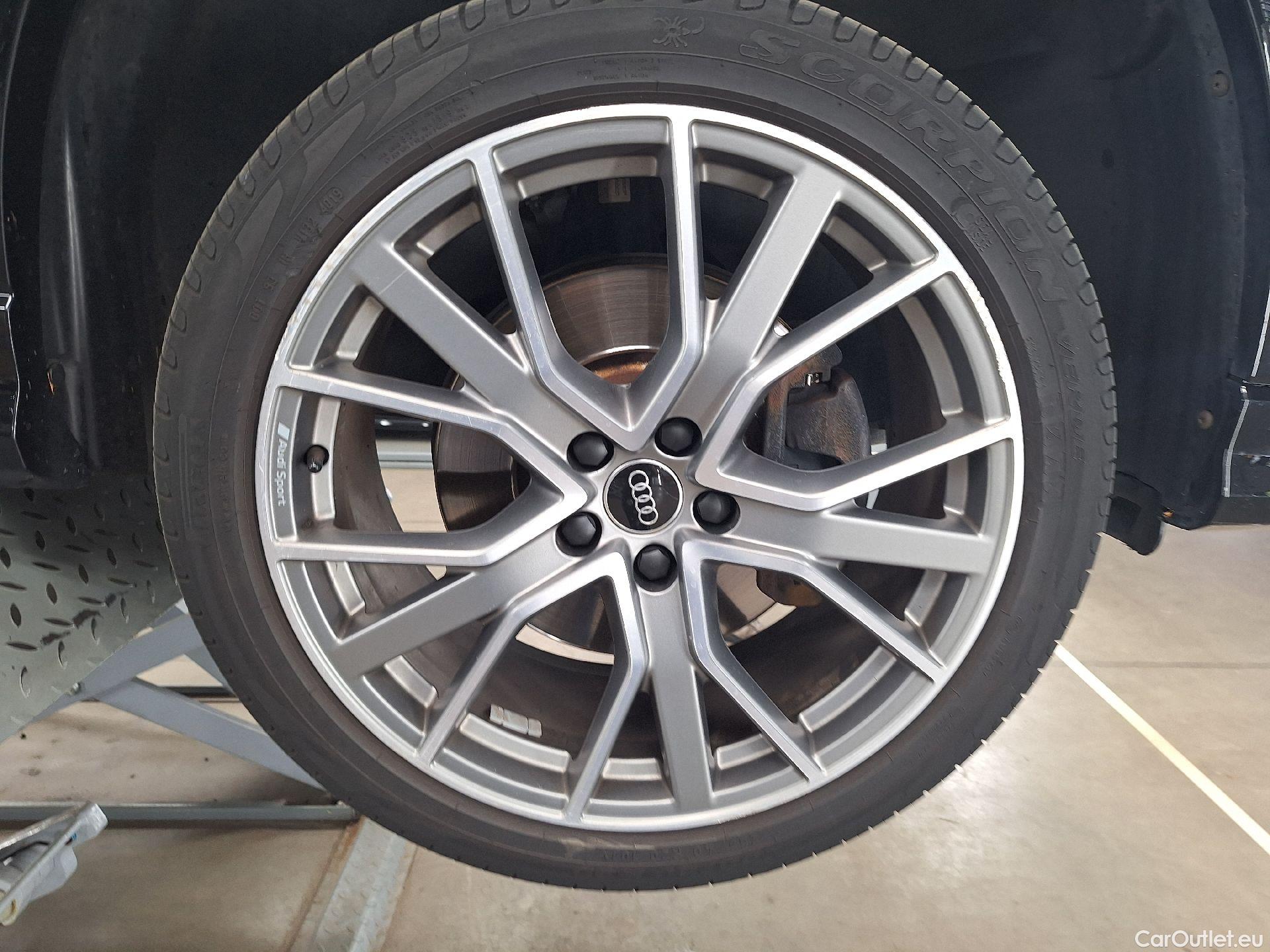  Audi  Q3 Audi,  SB '19 PHEV,  SB 45 TFSie PHEV S Li.Str. #22