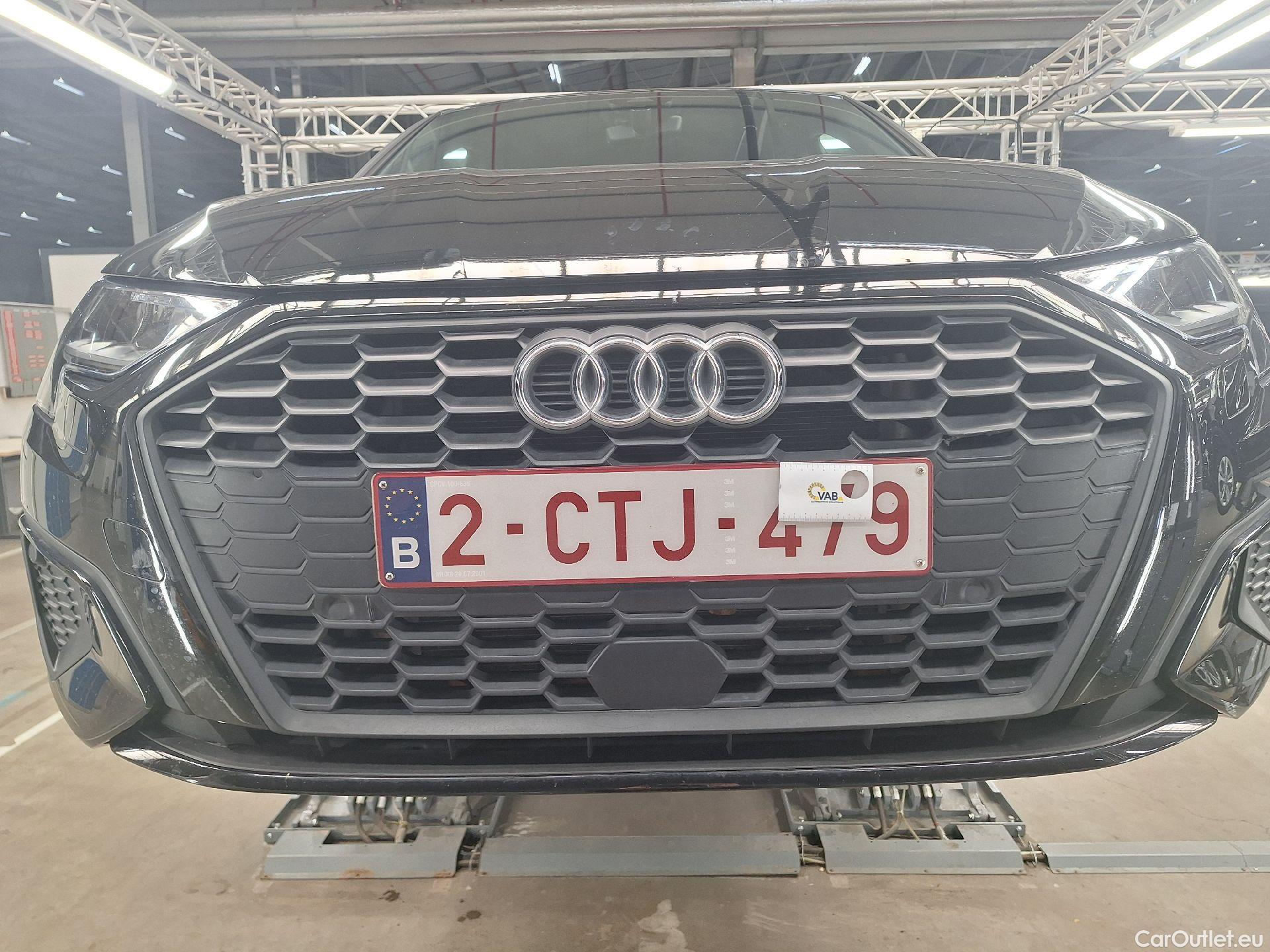  Audi  A3 Audi,  SB '20 PHEV, Audi  Sportback 1.4 40 TFSI e Attraction 5d #32