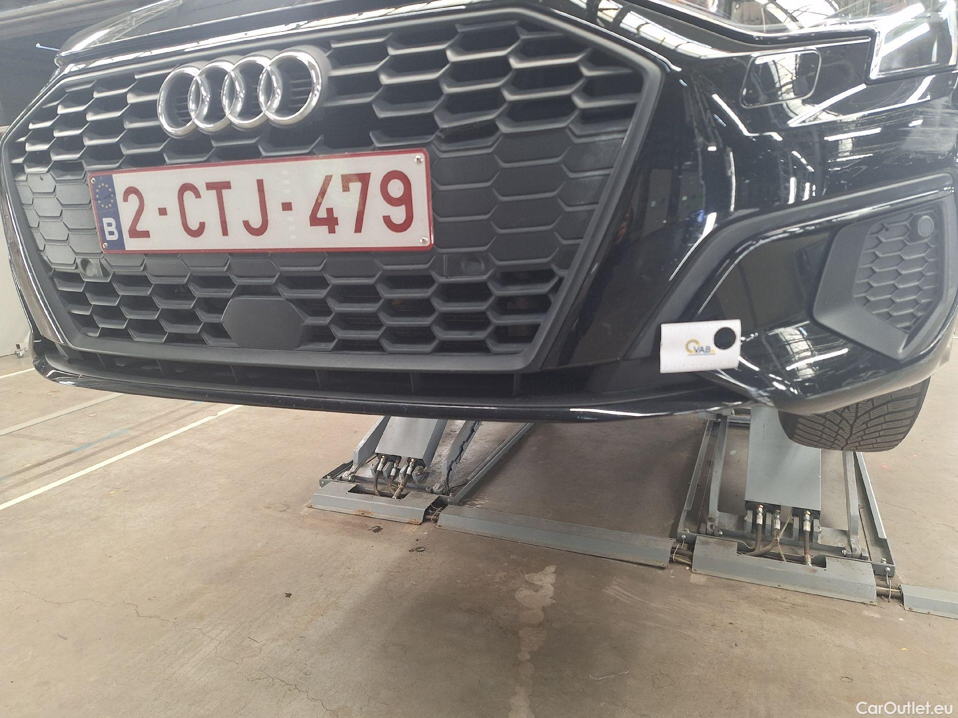  Audi  A3 Audi,  SB '20 PHEV, Audi  Sportback 1.4 40 TFSI e Attraction 5d #35
