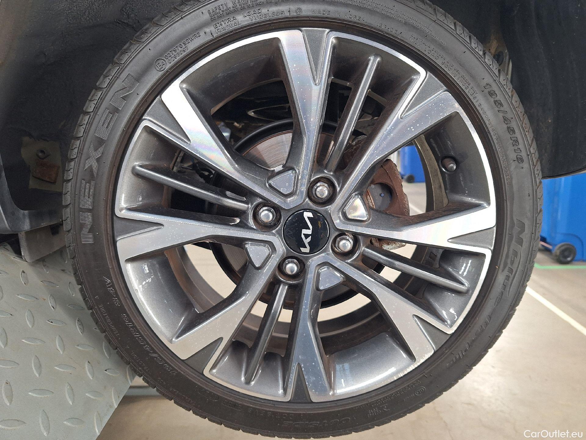  KIA  Picanto Kia,  FL'20,  1.0 67 GT Line 5d #3