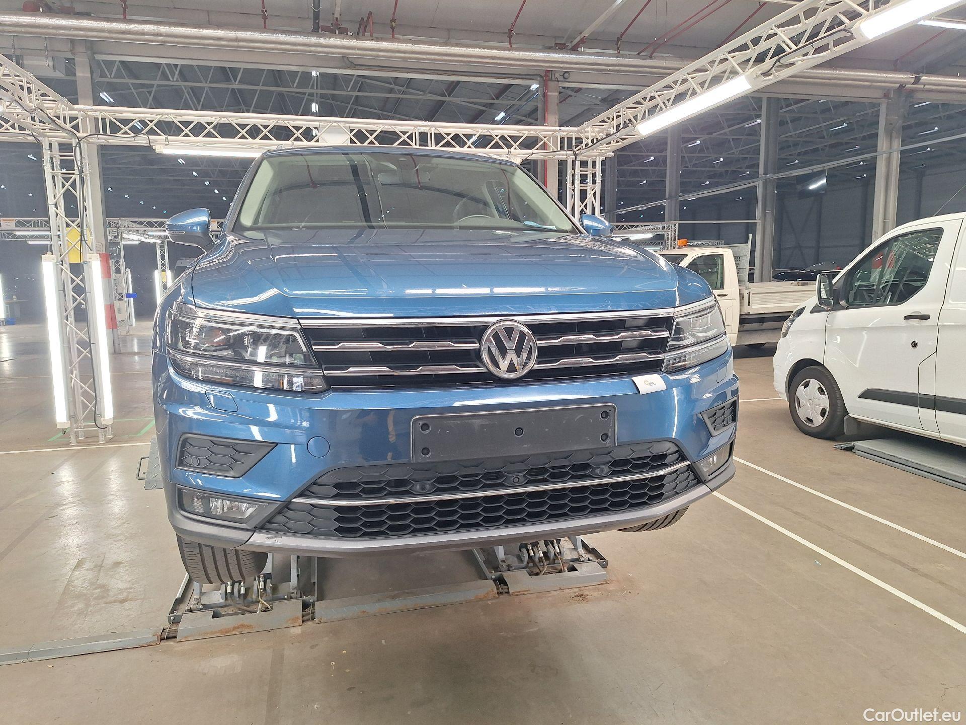  Volkswagen  Tiguan VW,  Allspace '17, Volkswagen  Allspace 2.0 TDI SCR Highline 5d #36