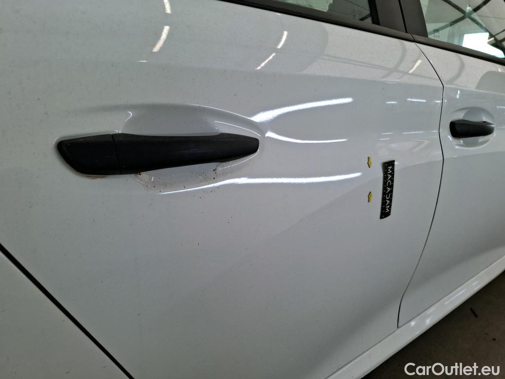  Peugeot  208  Premium 1.5 HDi 100CV BVM6 E6d #38