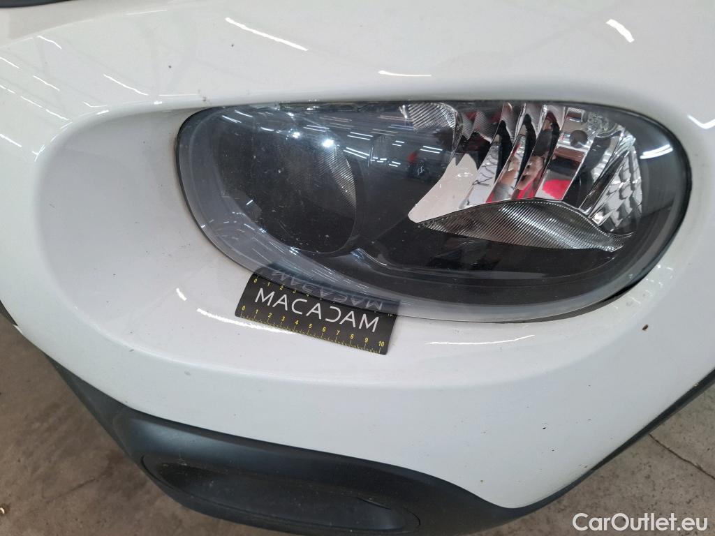  Citroen  C3  Société Feel Nav 1.2 PureTech 80CV BVM5 E6d #34