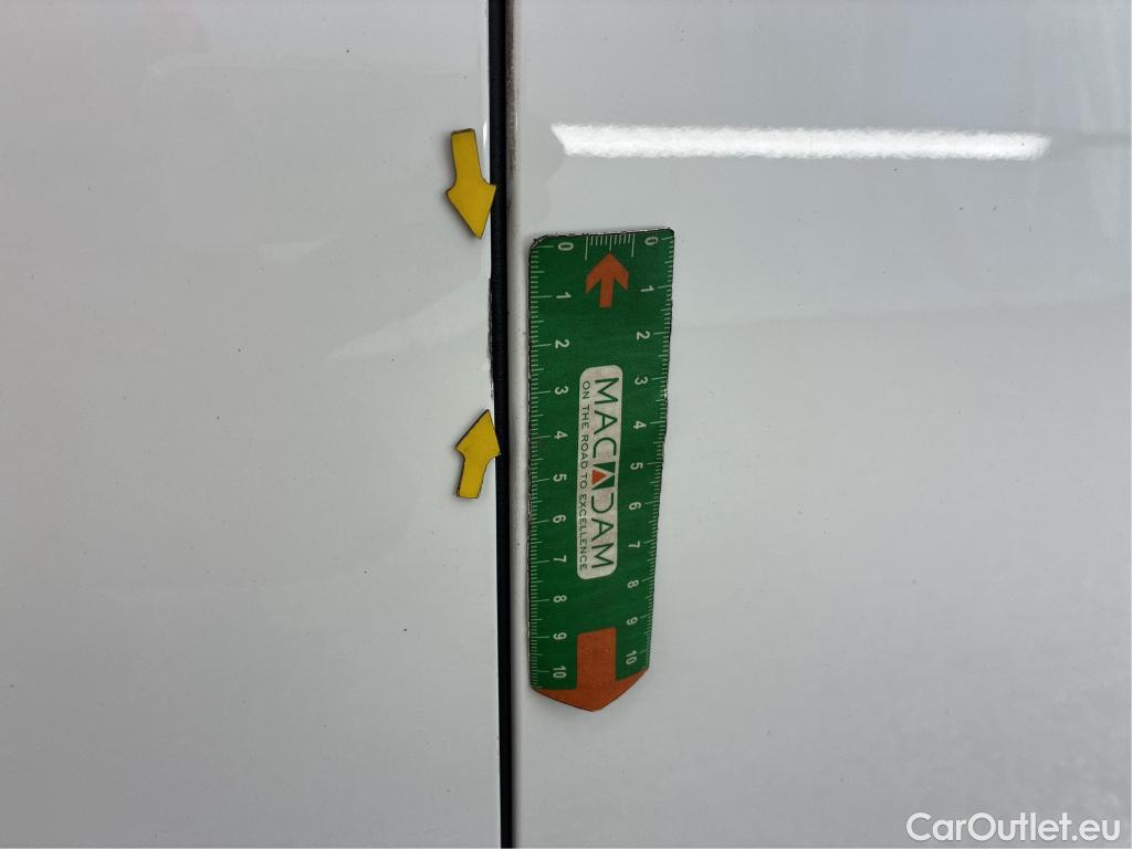  Peugeot  208  Premium 1.5 HDi 100CV BVM6 E6d #25