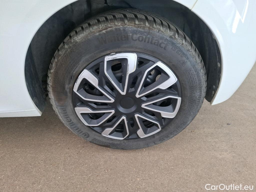  Peugeot  208  Premium 1.2 PureTech 75CV BVM5 E6d #3