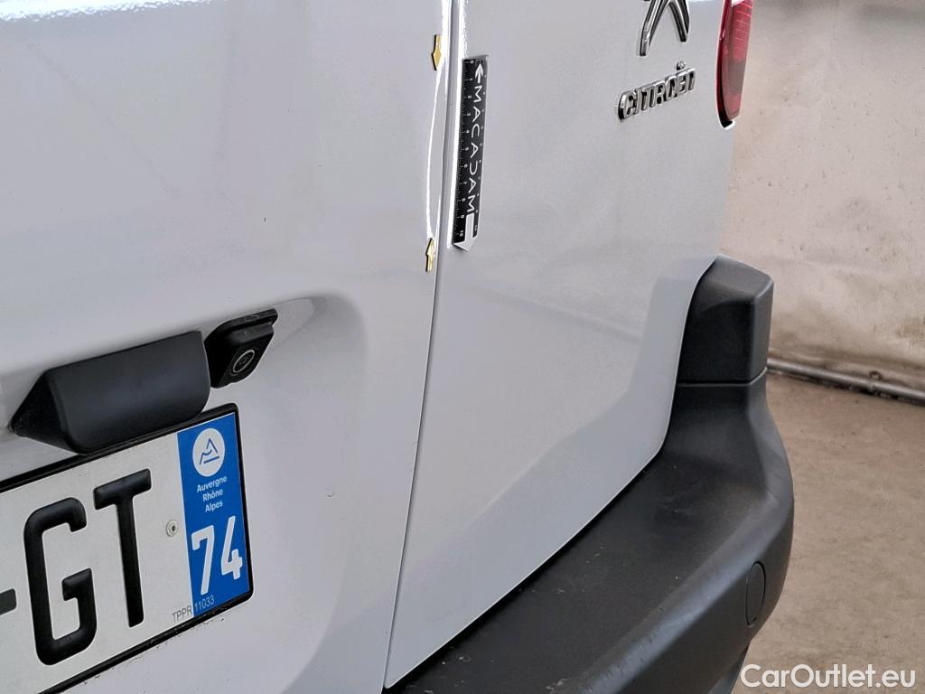  Citroen  Berlingo CITROEN  VU 4p Fourgonnette M 650kg BlueHDi 100 SandS BVM Driver #2