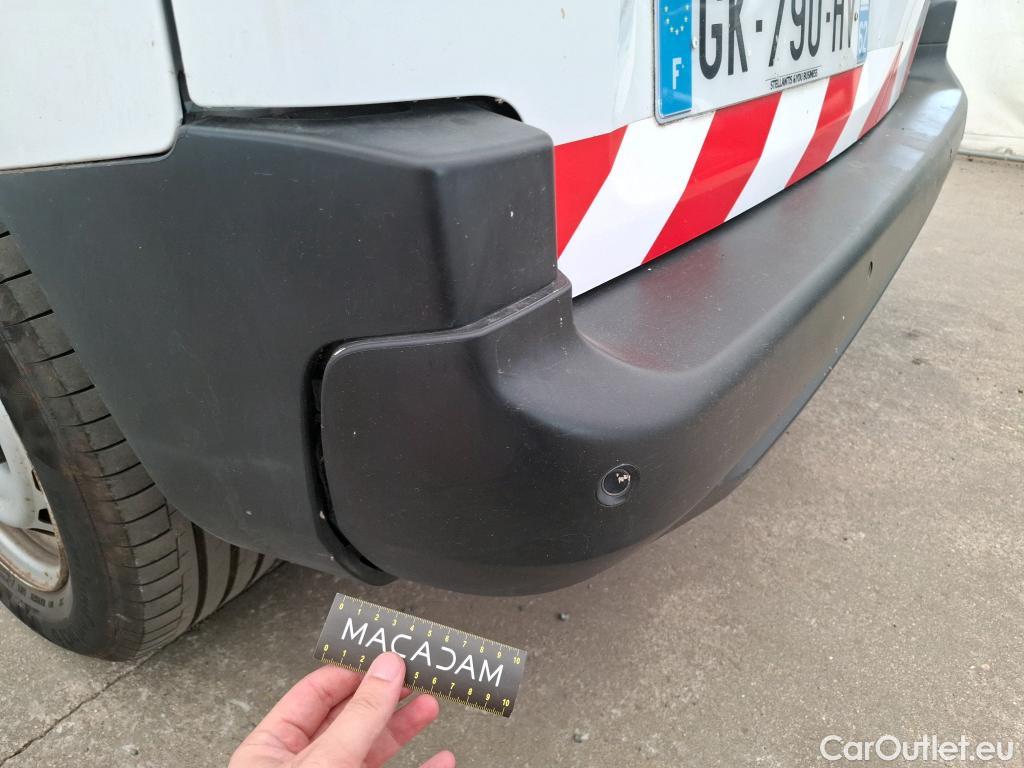  Citroen  Berlingo CITROEN  Van / 2018 / 4P / Fourgonnette Taille M 650kg BlueHDi 100 S&S BVM Club #19