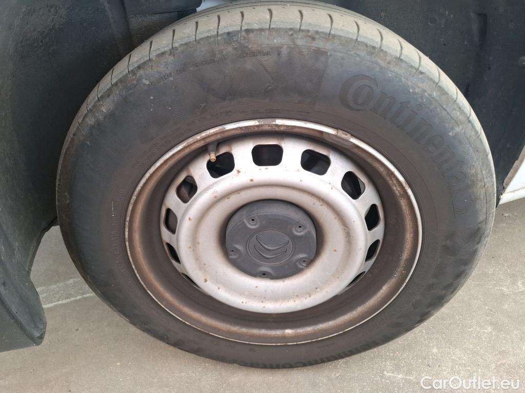  Citroen  Berlingo CITROEN  Van / 2018 / 4P / Fourgonnette Taille M 650kg BlueHDi 100 S&S BVM Club #7