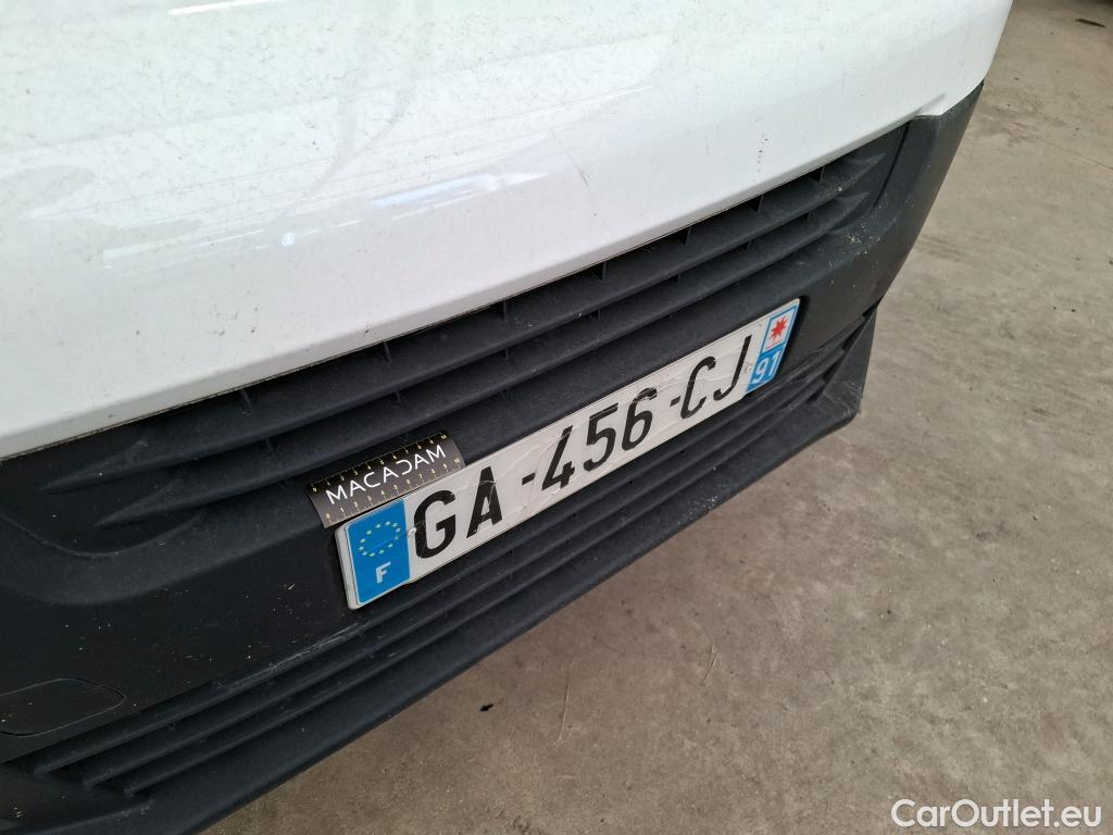  Citroen  Jumpy  Fourgon Club M 2.0 BlueHDi 120CV BVM6 E6d #17